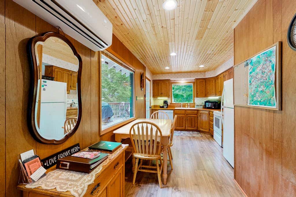 Dog-Friendly Home near Wallowa Lake w/Wraparound Deck, Free WiFi, Great Location
