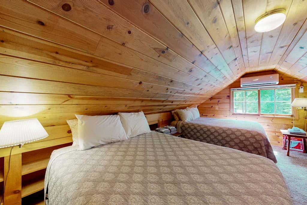 Dog-Friendly Home near Wallowa Lake w/Wraparound Deck, Free WiFi, Great Location