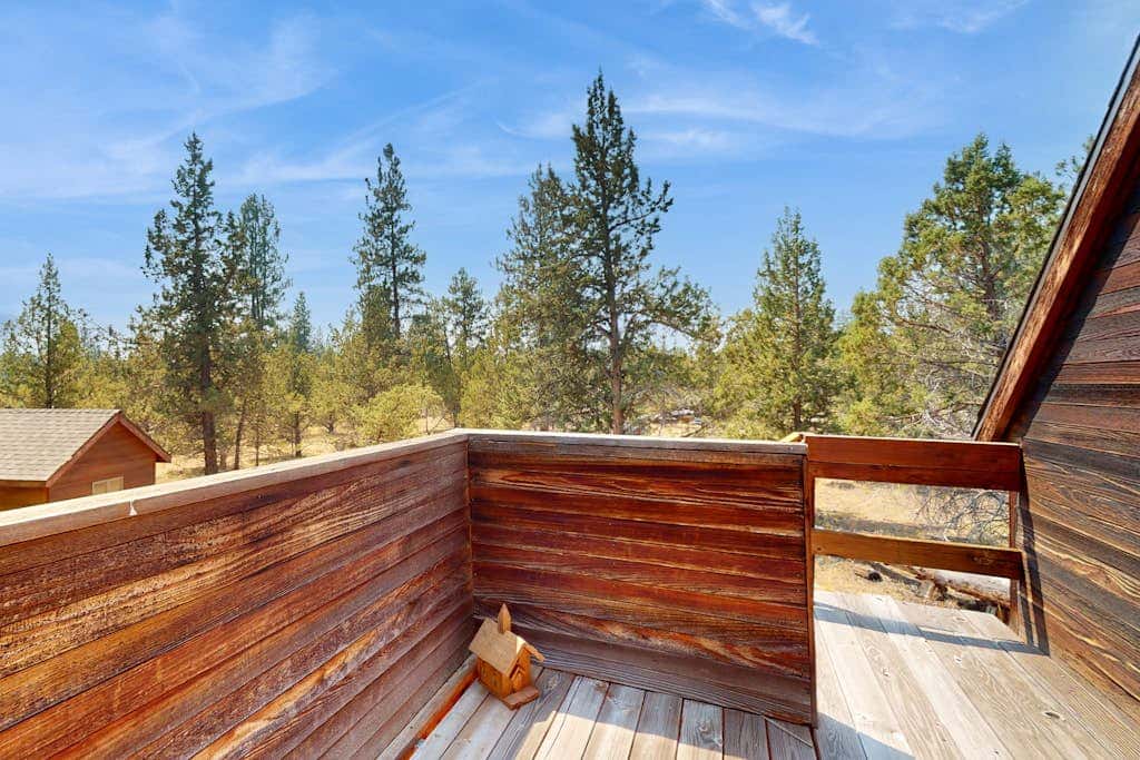 Grand Retreat on 5-Acre Lot with Private Hot Tub & Fireplaces, Mins to Slopes