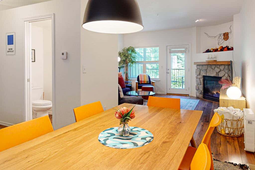 Dog-friendly, upscale condo with shared pool & hot tub - one mile from skiing