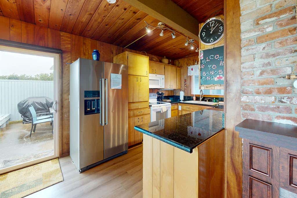 Oceanfront, Dog-Friendly Home with Fireplace, Ocean View, Beach Access & WiFi