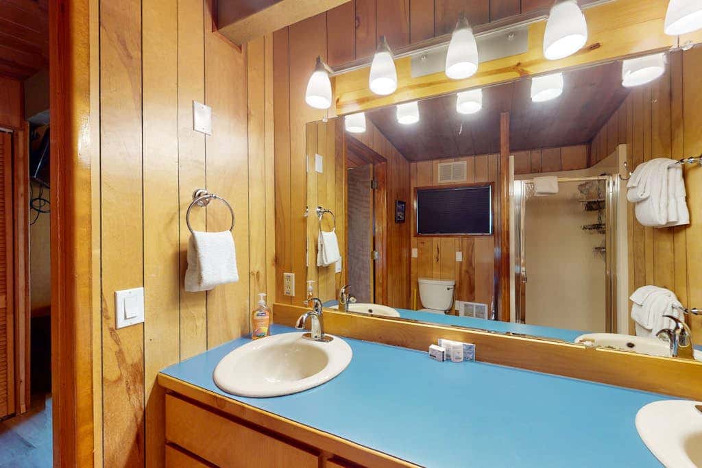 Oceanfront, Dog-Friendly Home with Fireplace, Ocean View, Beach Access & WiFi