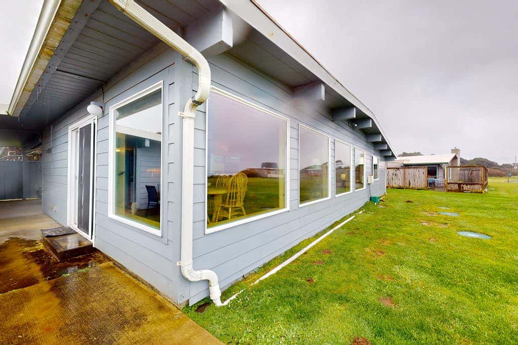 Oceanfront, Dog-Friendly Home with Fireplace, Ocean View, Beach Access & WiFi