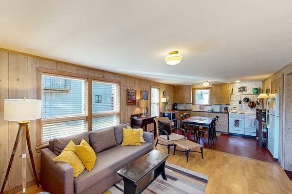 Mermaid House - MCA 1456