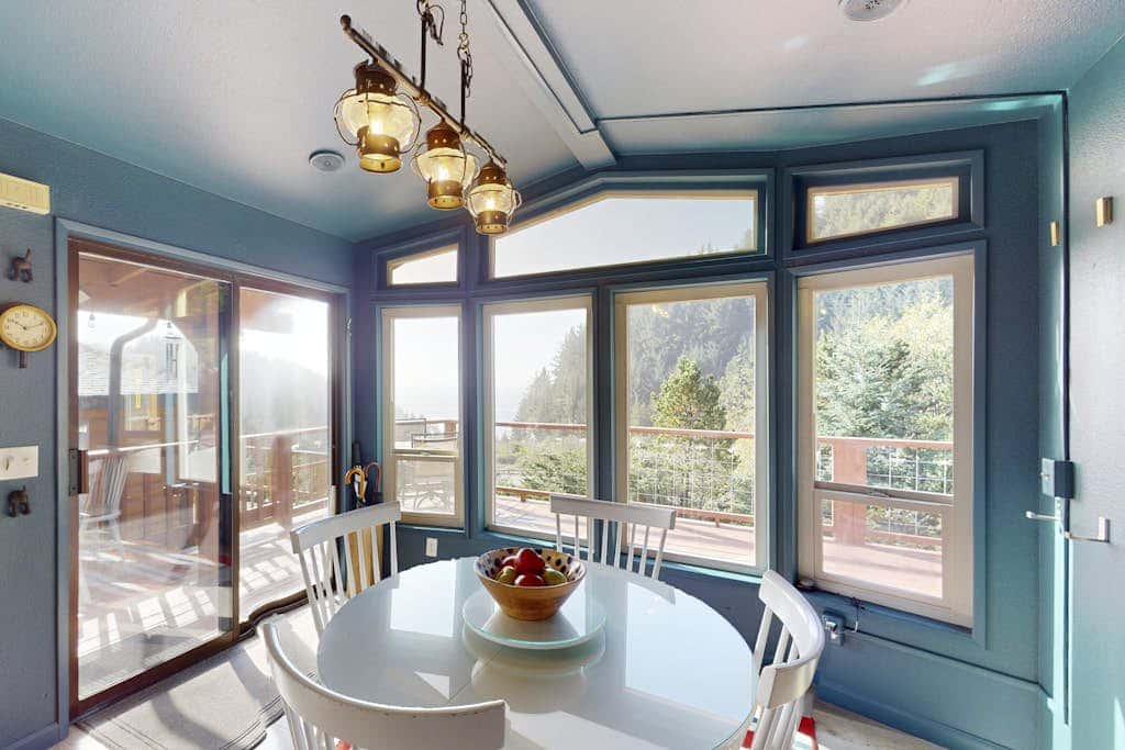 Coastal retreat with ocean views, patio, WiFi, streaming