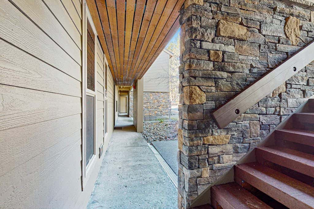 Dog-friendly ground-floor condo with pools, hot tubs, sauna, & fitness room