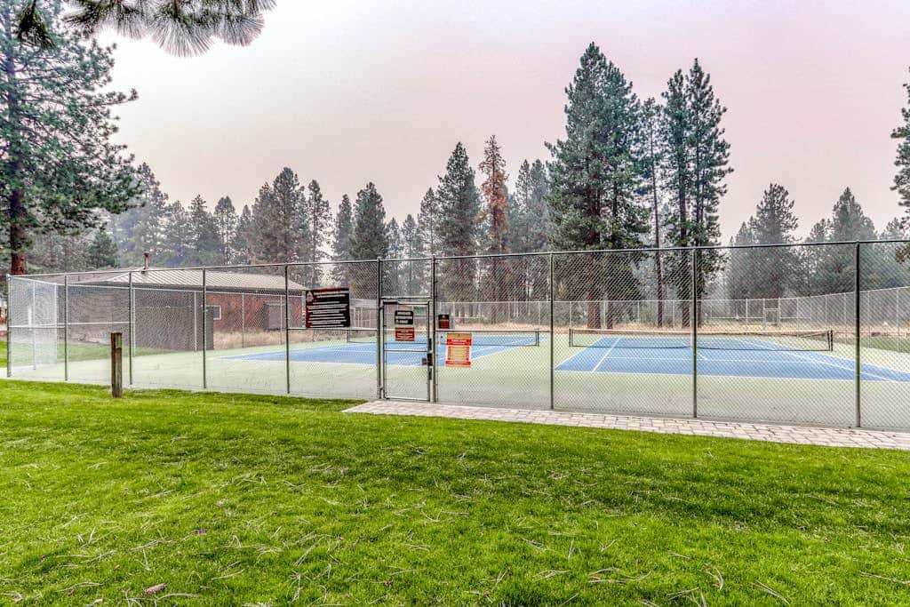 Dog-friendly ground-floor condo with pools, hot tubs, sauna, & fitness room