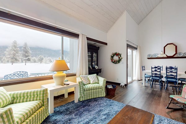 Mountain View Ranch Retreat - Golf and Serenity