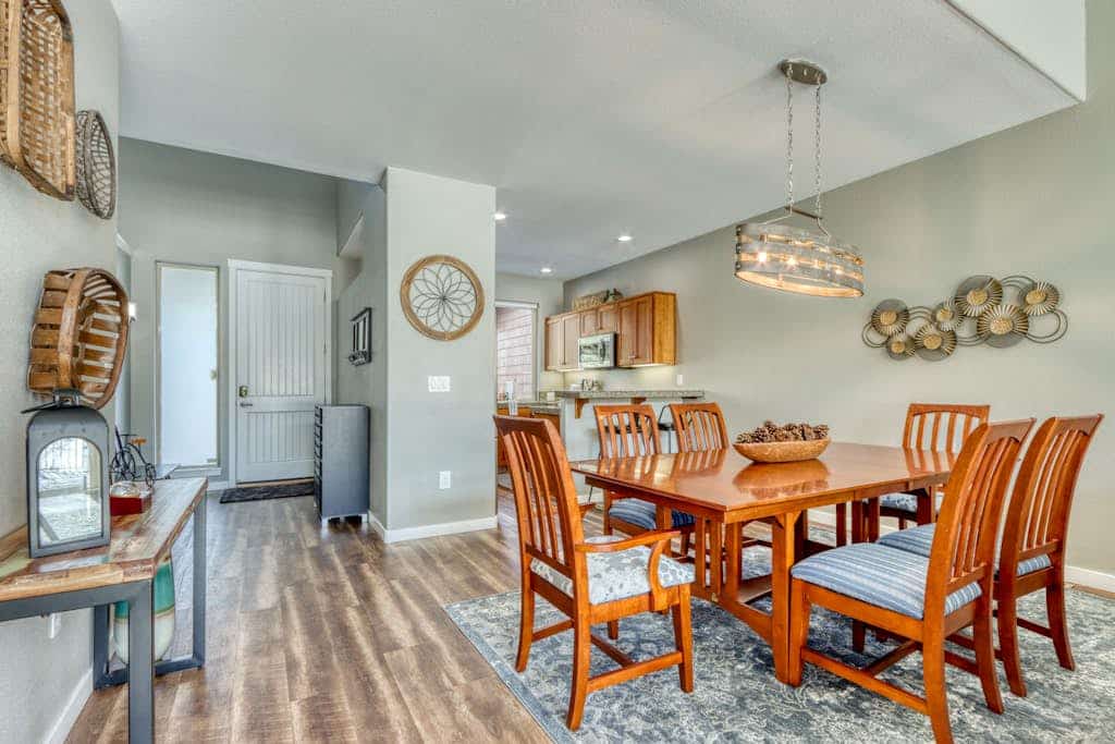 Creekside Village