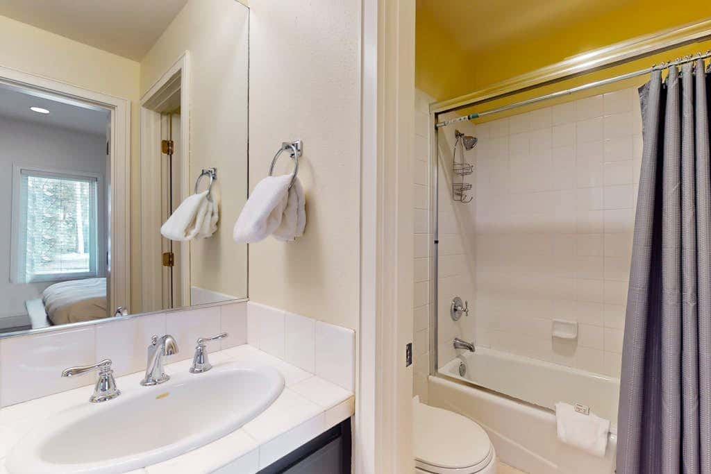 Conveniently located townhome with kitchen, kitchenette, balcony & fireplace