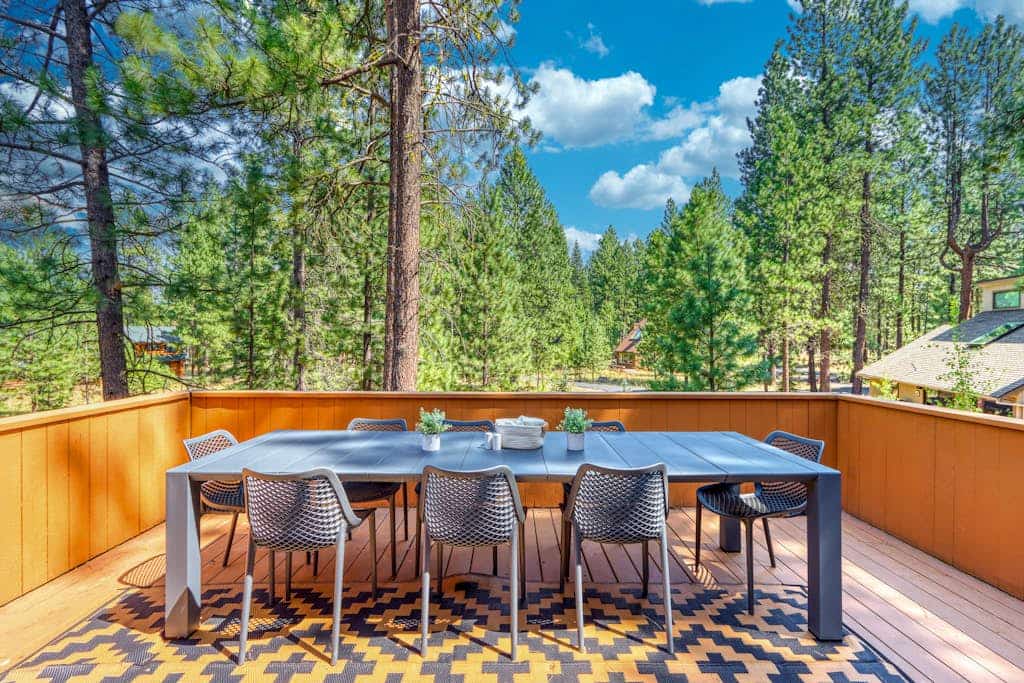 Mid Century Lodge