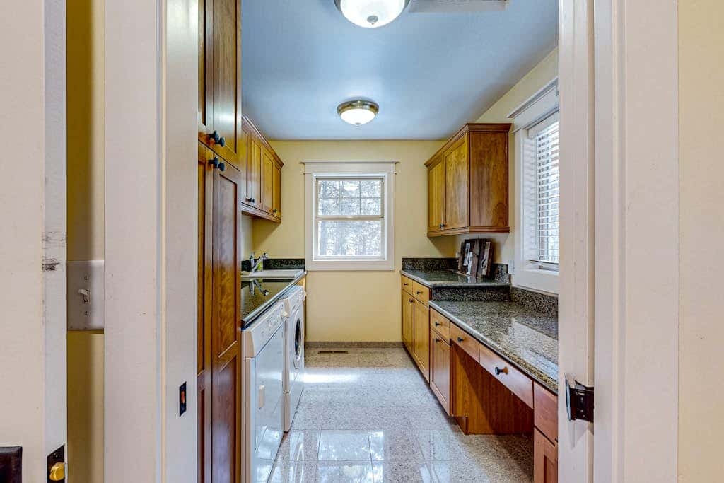 Spacious family home with wraparound deck, gas grill, and resort amenities