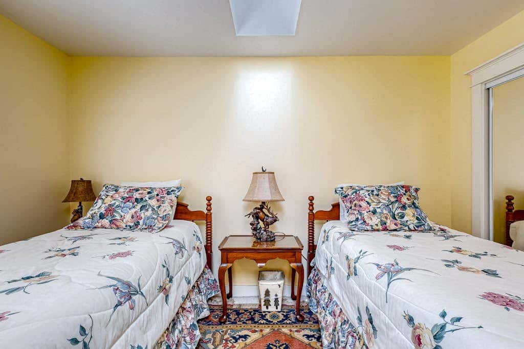 Spacious family home with wraparound deck, gas grill, and resort amenities