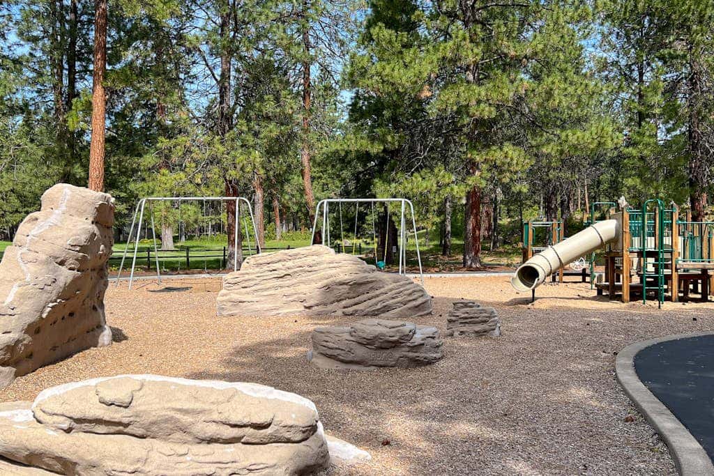 Spacious family home with wraparound deck, gas grill, and resort amenities