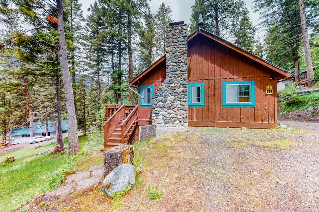 Knotty Pine Cabin