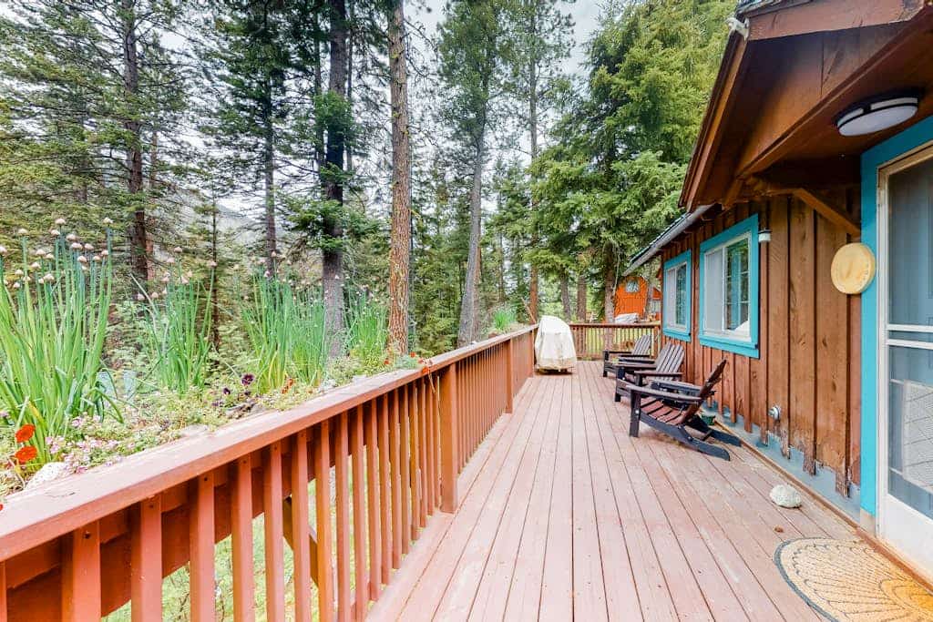 Knotty Pine Cabin