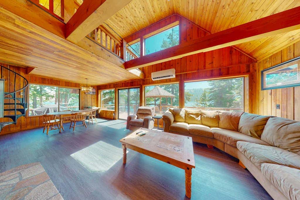 Lakefront, dog-friendly home in Joseph with amazing yard, deck