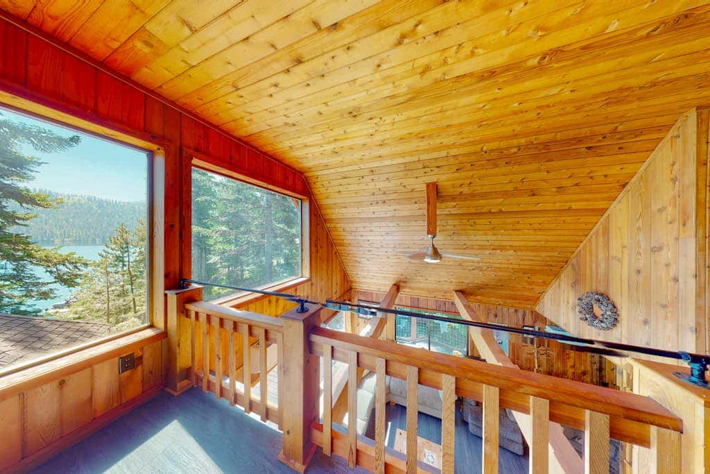 Lakefront, dog-friendly home in Joseph with amazing yard, deck