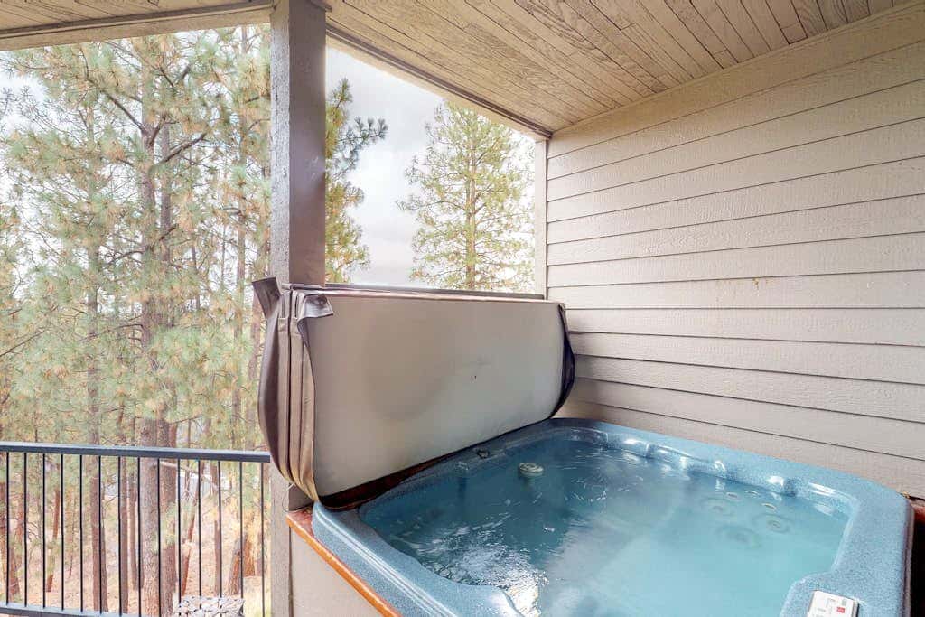 Comfortable and cozy side-by-side condos with private hot tub & great location