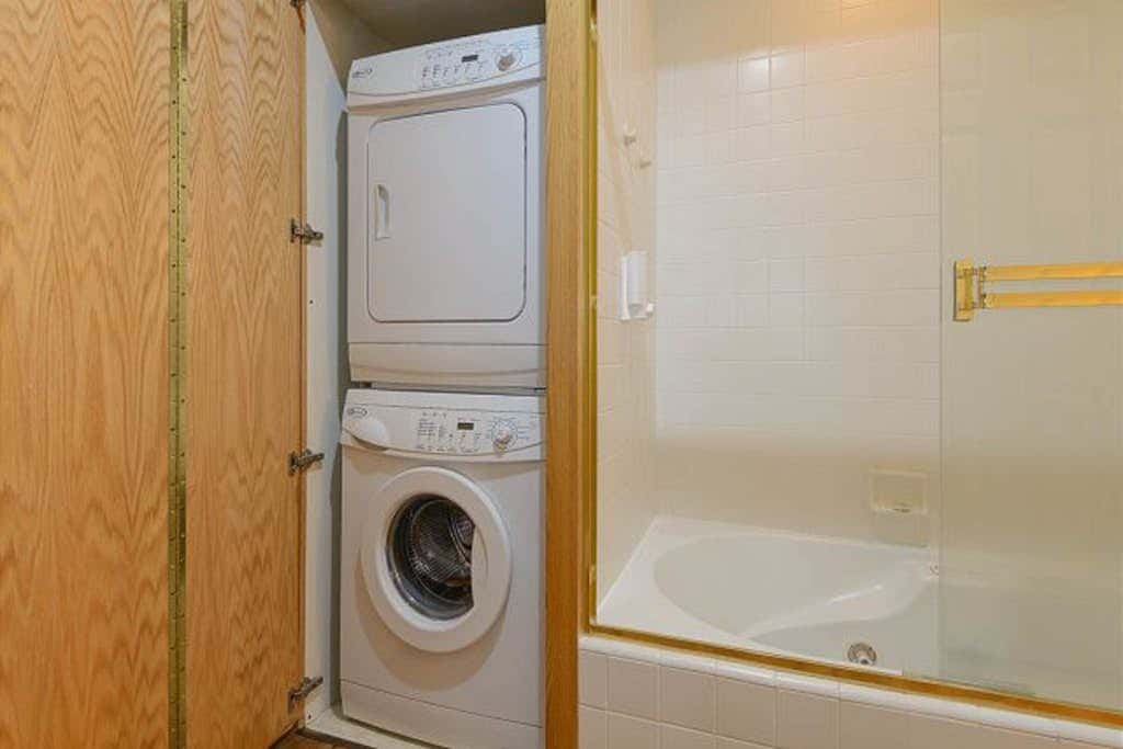 Comfortable and cozy side-by-side condos with private hot tub & great location