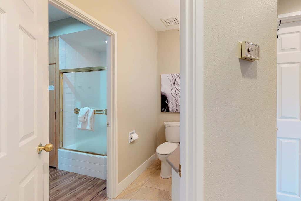 Comfortable and cozy side-by-side condos with private hot tub & great location