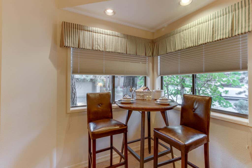 Comfortable and cozy side-by-side condos with private hot tub & great location