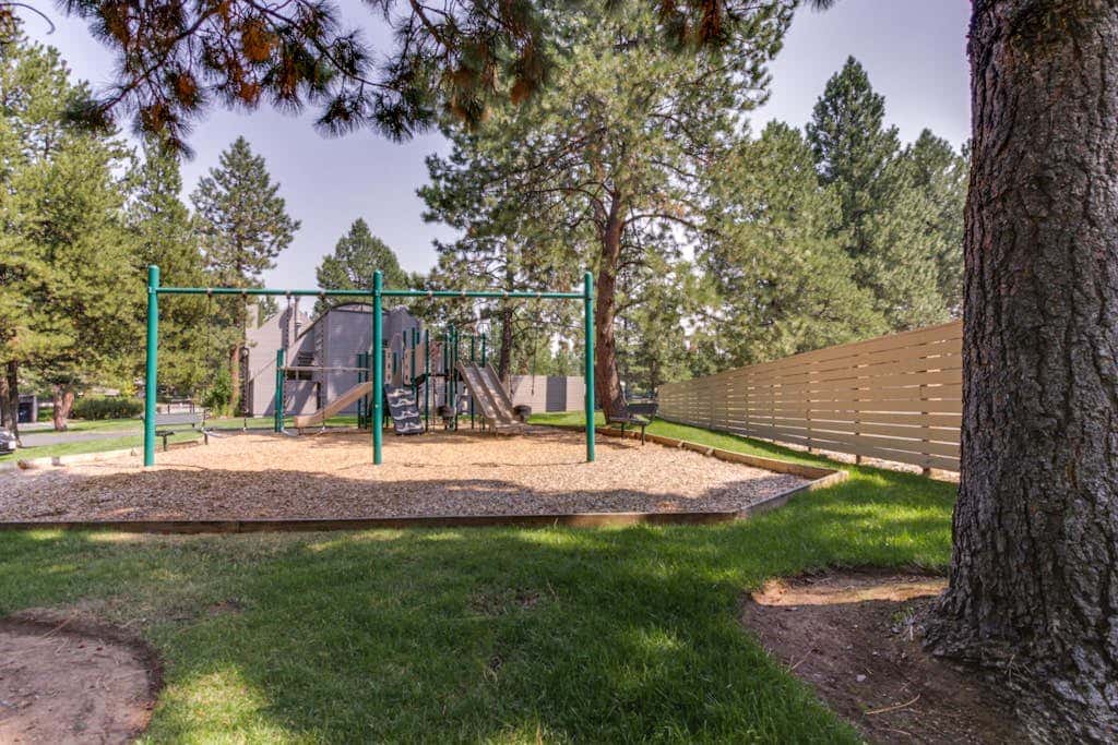 Comfortable and cozy side-by-side condos with private hot tub & great location