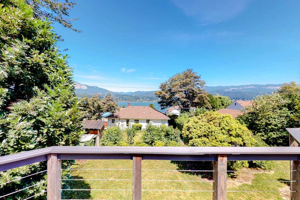 Magnificent Dog-Friendly Home with Lake & Mountain Views from the Large Deck