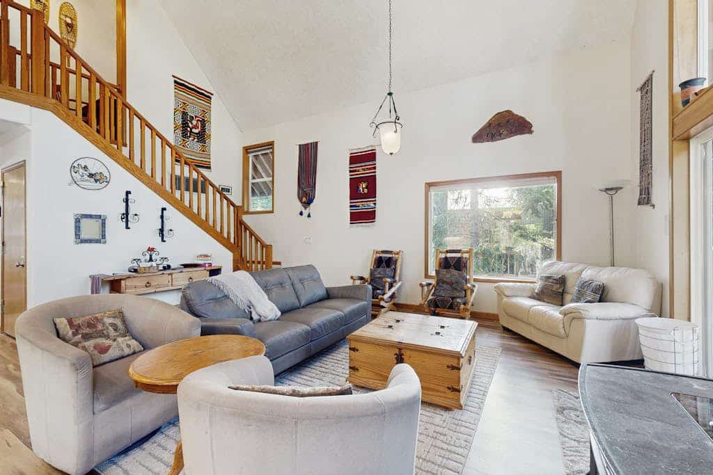 Brooke and Dan's Retreat - 3 BR Home Plus a 2 BR Apartment