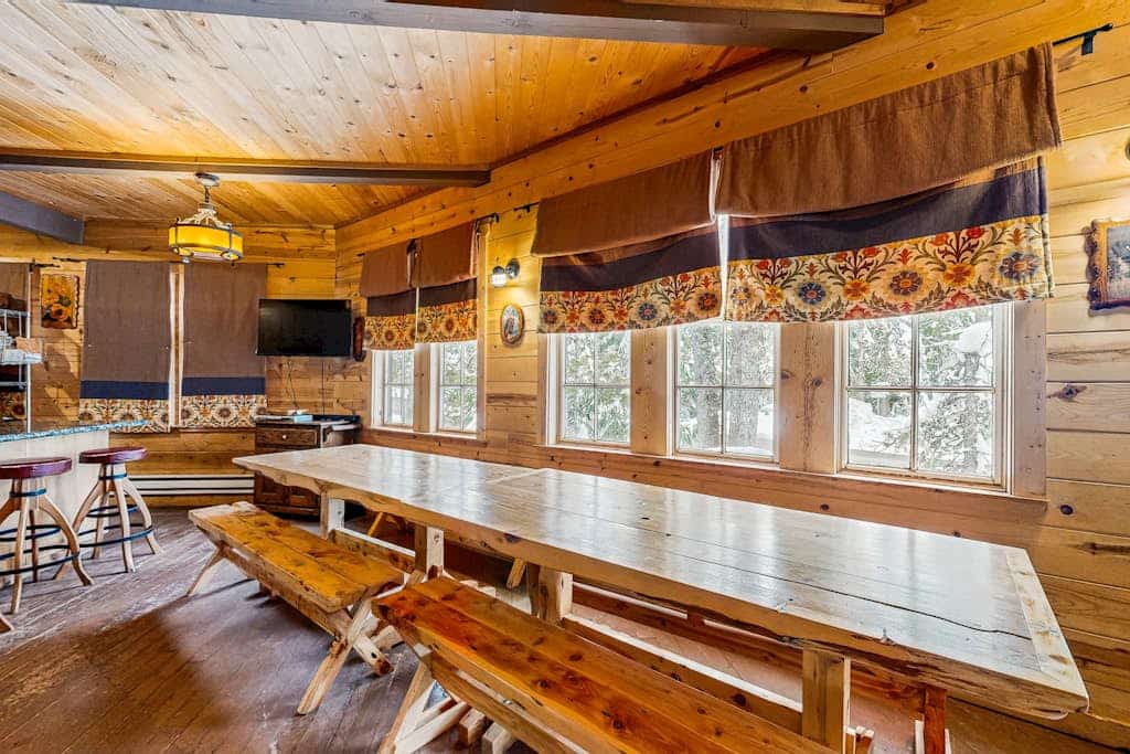 Flying Stag - Main Lodge