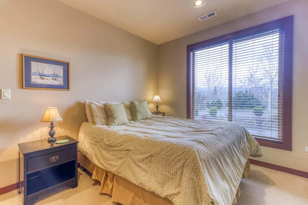 Modern dog-friendly home w/ stunning Mt. Adams view - walk downtown