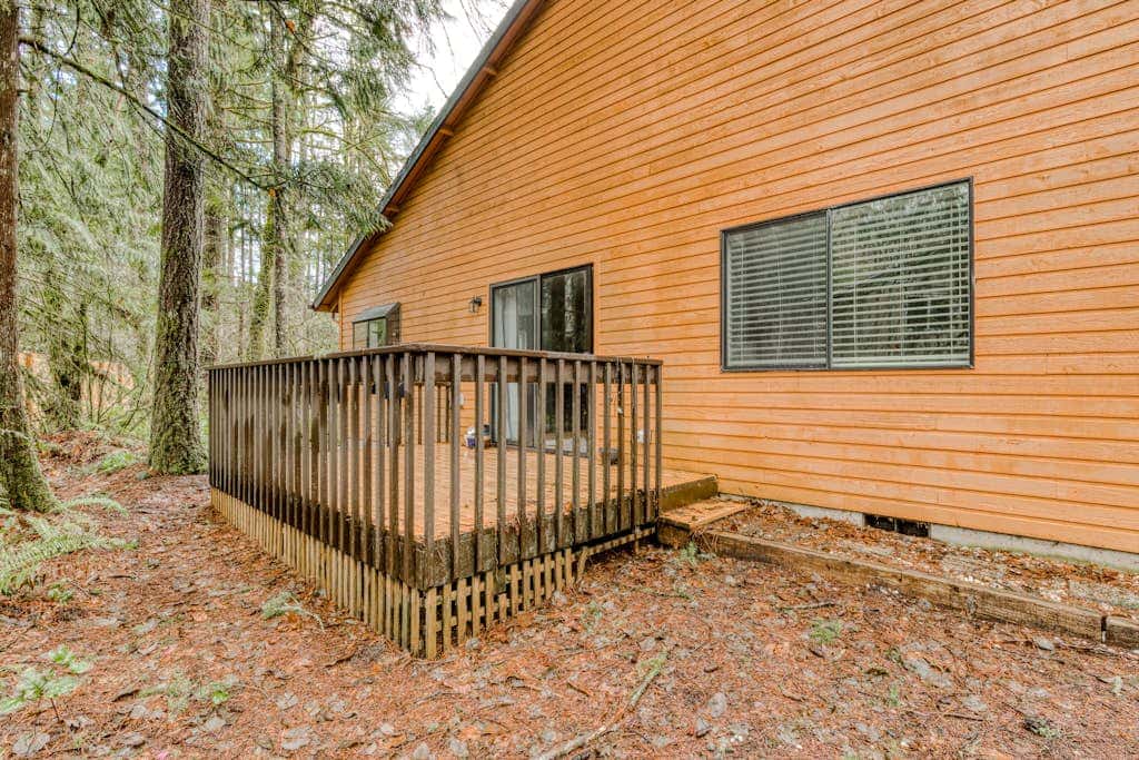 Spacious Mountain Home with Decks, Firepit, Grill, Wood Stove, W&D, & Free WiFi