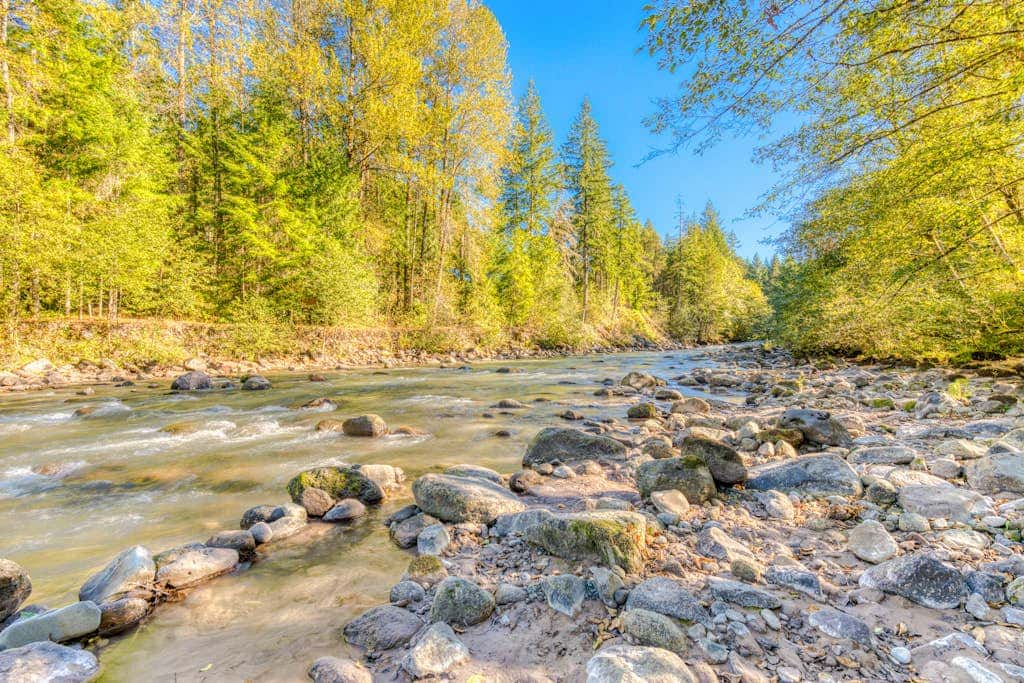 Dog-friendly, A-frame cabin with private hot tub - tranquil setting near skiing