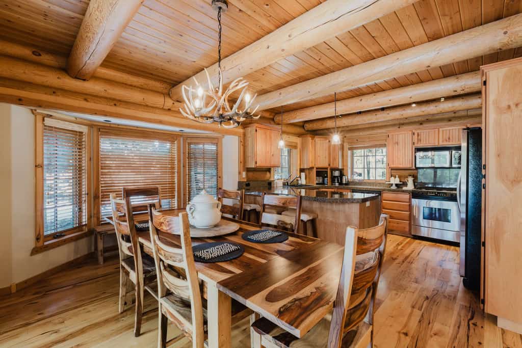 Pony Express Lodge