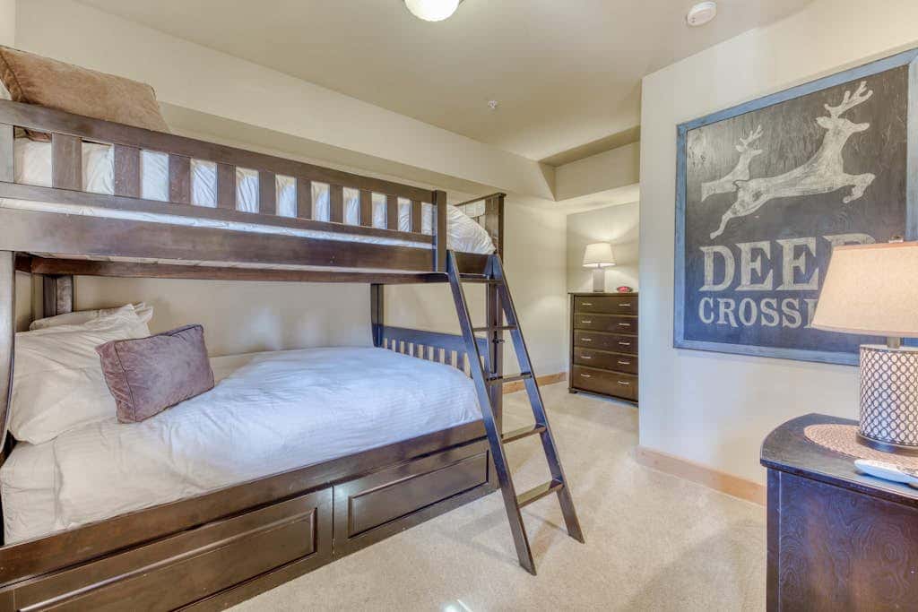 Luxury Govt Camp condo with fireplace, updated amenities, & shared pool & hot tub