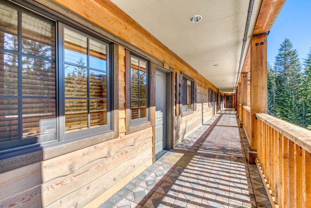 Luxury Govt Camp condo with fireplace, updated amenities, & shared pool & hot tub