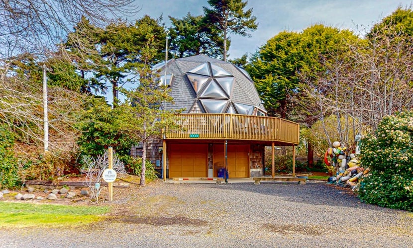 Surf Dome at Otter Rock
