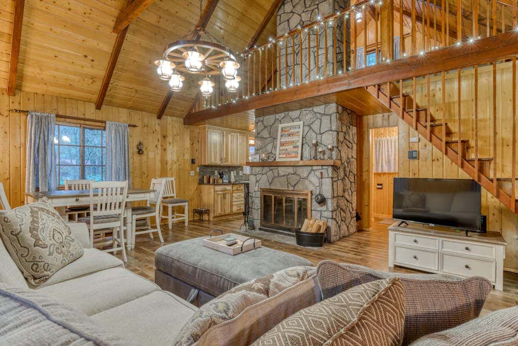Charming, riverfront cabin with fireplace - dog-friendly