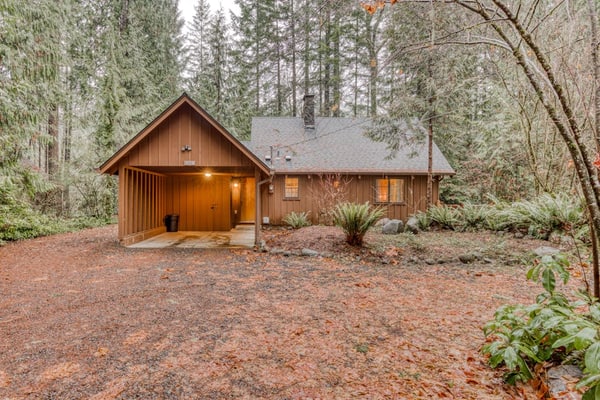 Campfire Cabin on the River