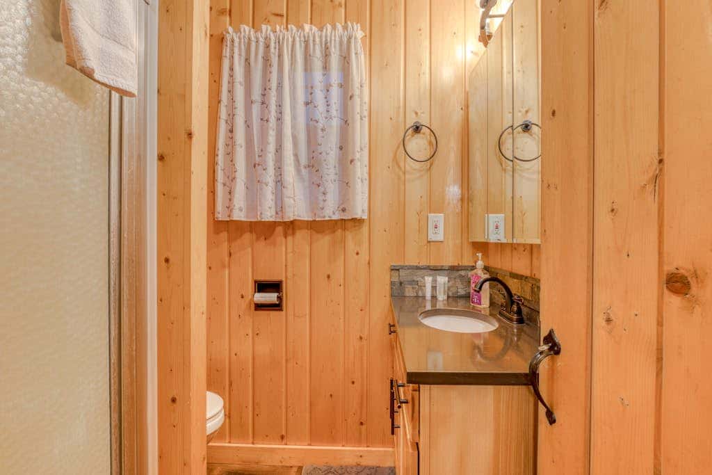 Charming, riverfront cabin with fireplace - dog-friendly