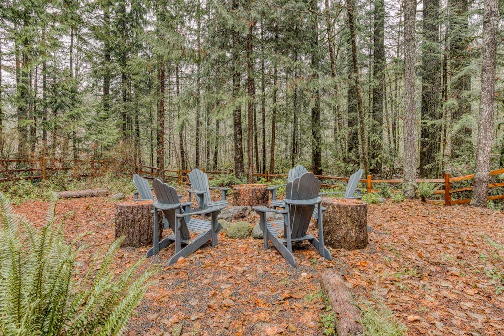Charming, riverfront cabin with fireplace - dog-friendly