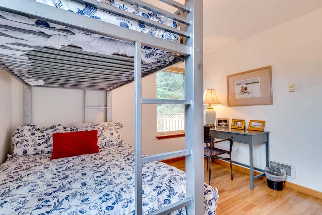 Dog-Friendly, Coastal Escape with Private Hot Tub, WiFi, & Deck - Blocks to Park
