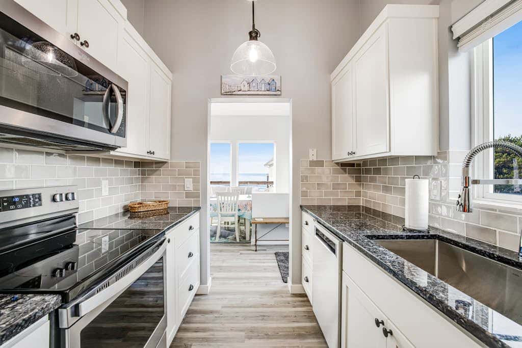 Oceanfront home with hot tub, private beach access & ocean views - dog-friendly