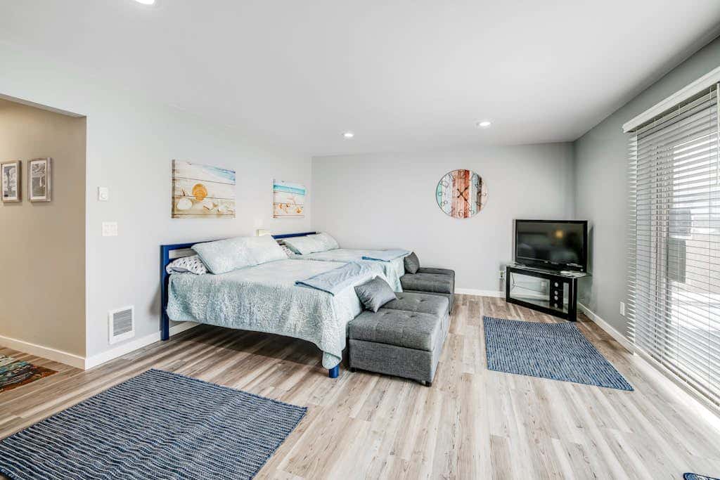Oceanfront home with hot tub, private beach access & ocean views - dog-friendly