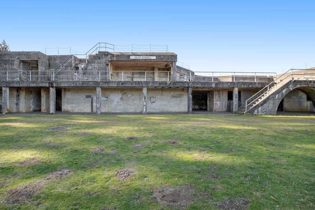 Oceanfront getaway close to Gearhart Golf Links , no pets