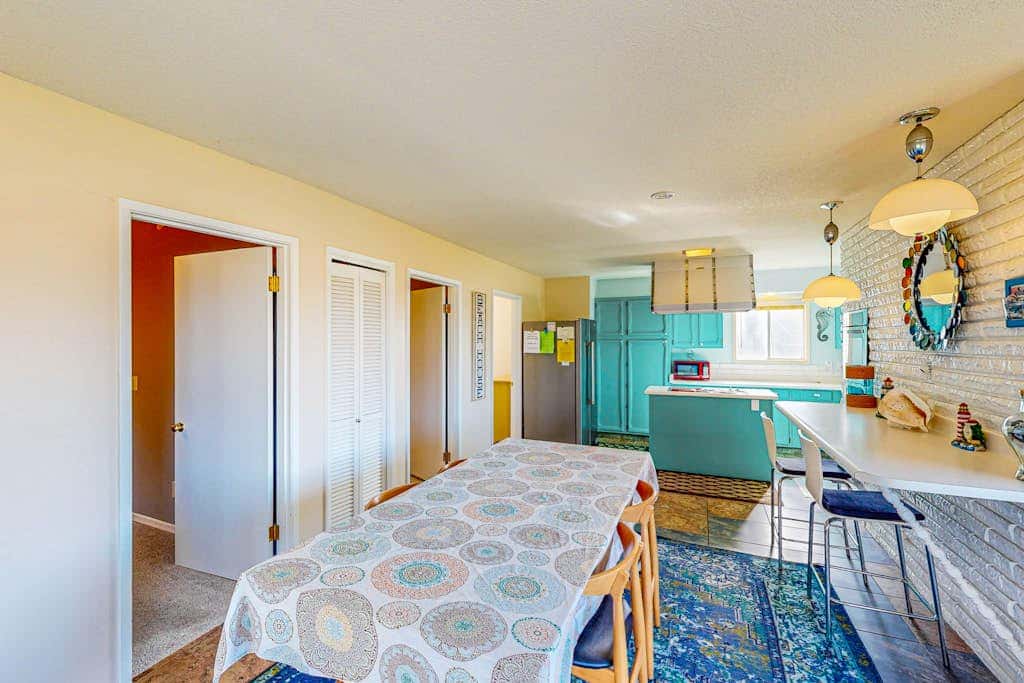 Ocean-view home - private hot tub, outdoor shower, dog-friendly - walk to beach
