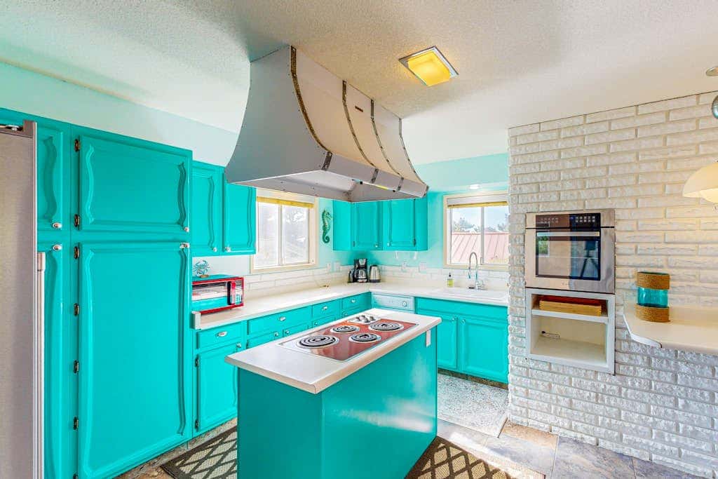 Ocean-view home - private hot tub, outdoor shower, dog-friendly - walk to beach