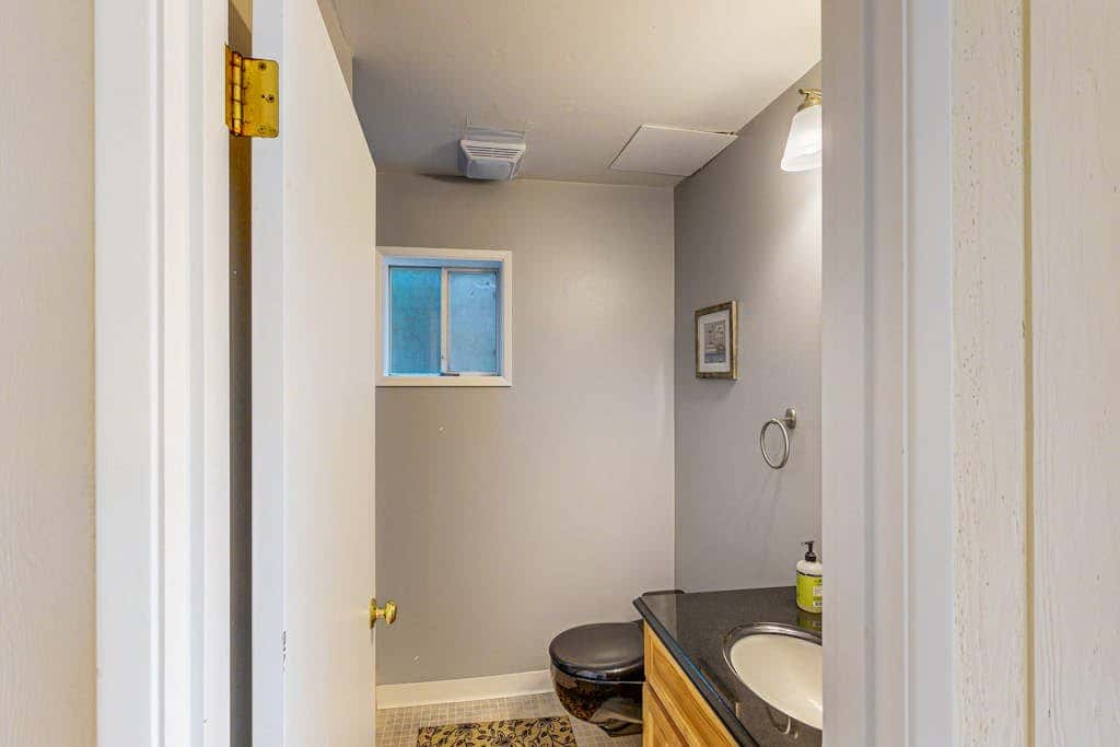 Ocean-view home - private hot tub, outdoor shower, dog-friendly - walk to beach