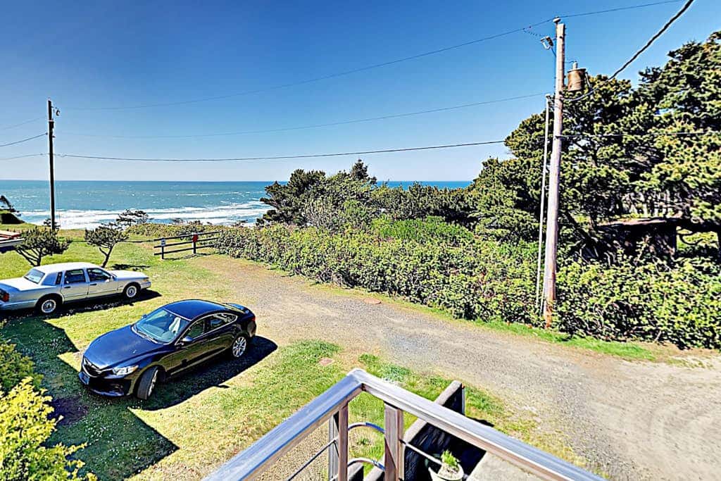 Ocean-view home - private hot tub, outdoor shower, dog-friendly - walk to beach