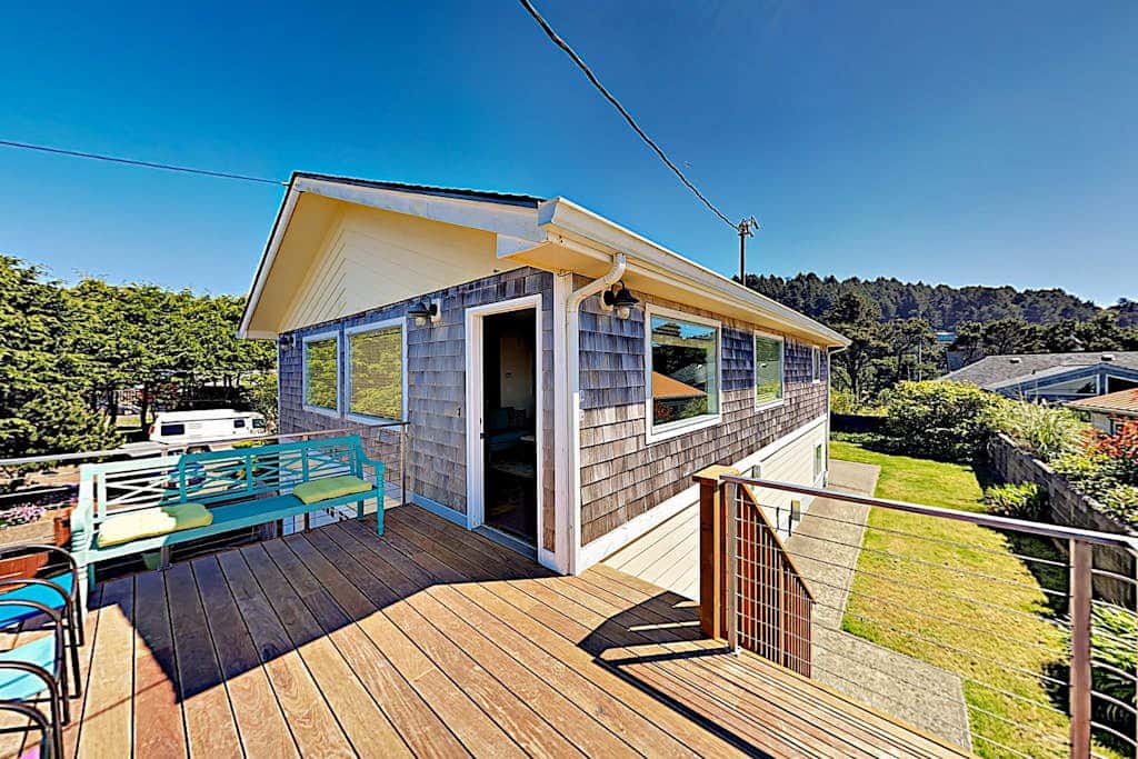 Ocean-view home - private hot tub, outdoor shower, dog-friendly - walk to beach